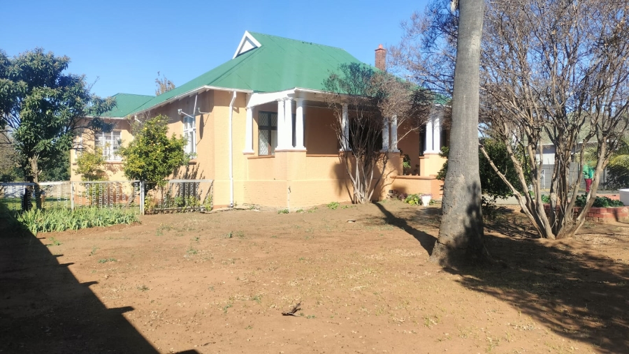 5 Bedroom Property for Sale in Navalsig Free State